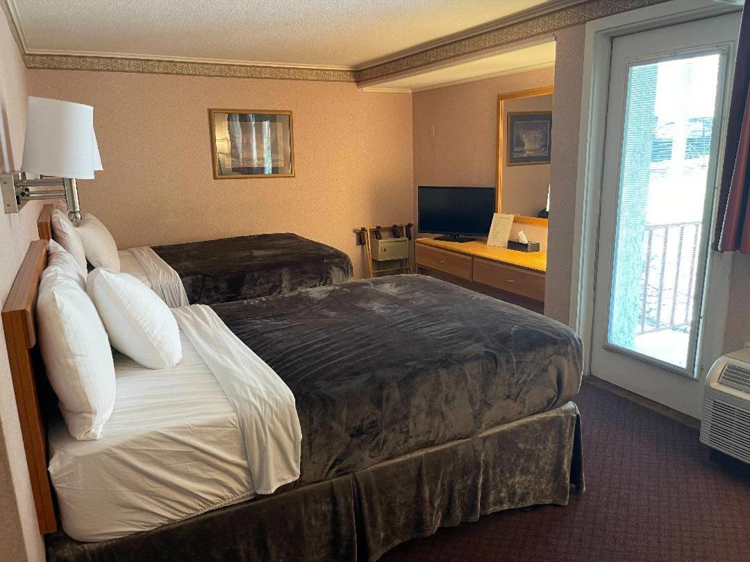 Zoders Inn And Suites 개틀린버그 외부 사진