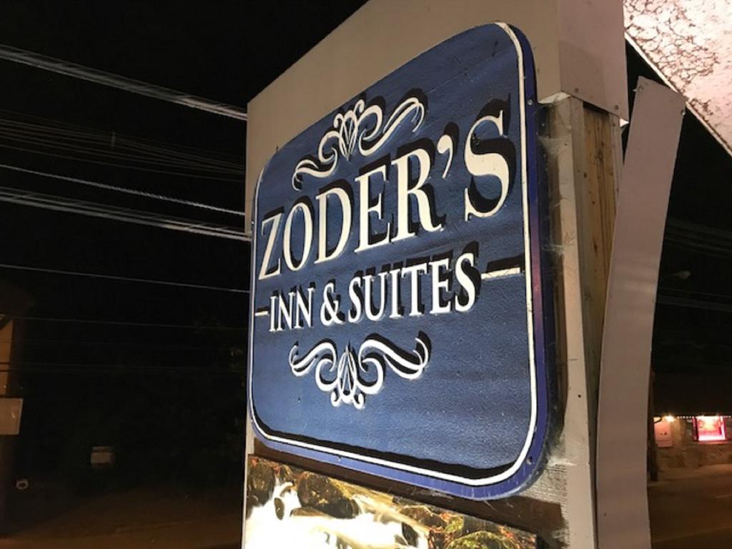 Zoders Inn And Suites 개틀린버그 외부 사진