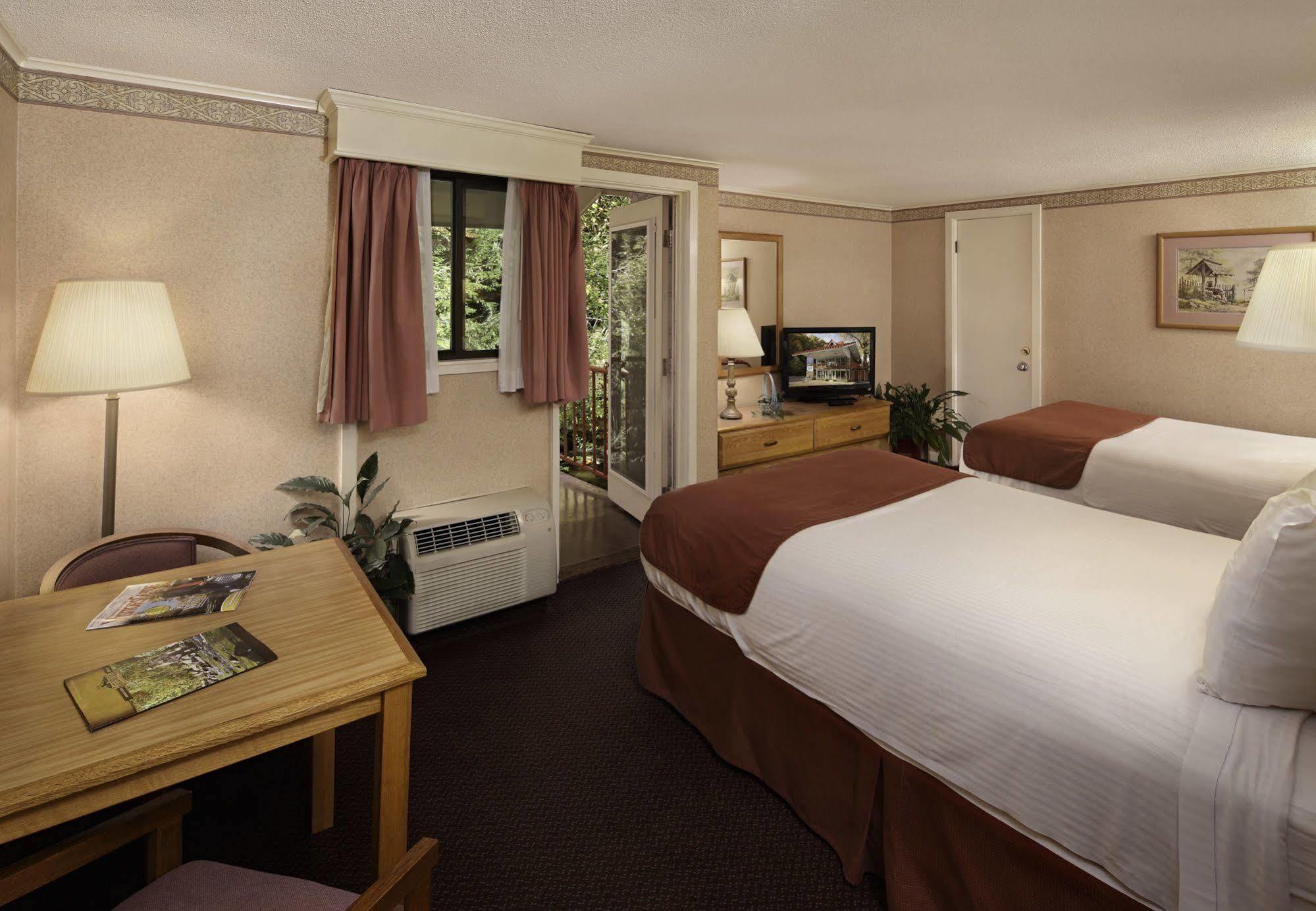 Zoders Inn And Suites 개틀린버그 외부 사진